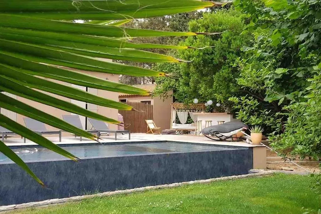Un Paradis Avec Piscine Au Coeur Du Village Cassis 0*,