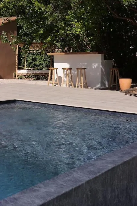 Un Paradis Avec Piscine Au Coeur Du Village Cassis
